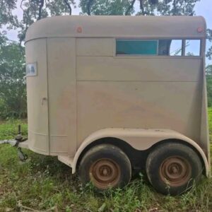 Cherokee two horse trailer